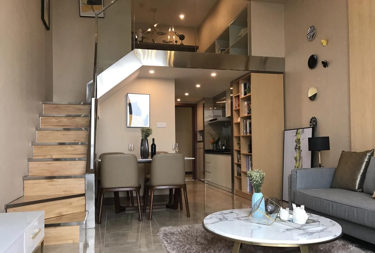 跃层|拿到房后我很好奇:明明买的是跃层,为什么开发商不把楼梯现浇好