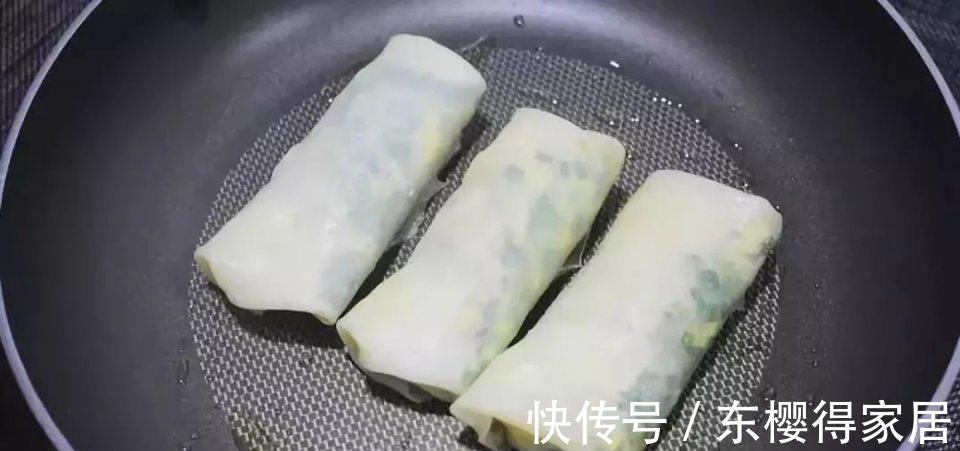 做法|韭菜盒子新做法，不揉面，不擀面，筷子搅一搅，做法超简单!