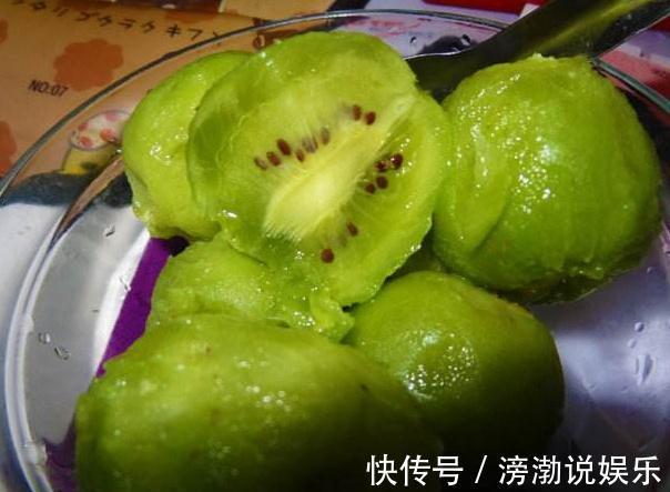 菠萝|那5种水果最好不要让孩子吃,可能会损害孩子健康,家长要留个心