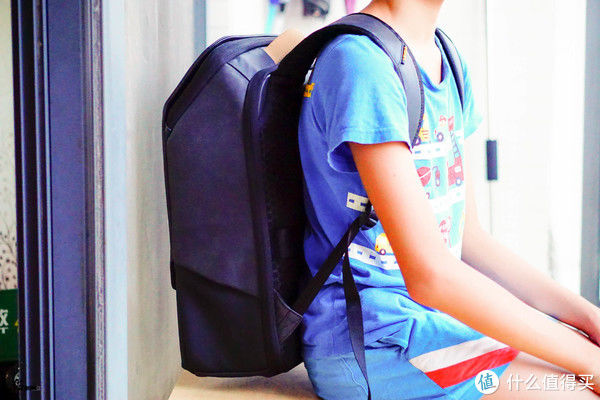 前袋|职业精英商务休闲两用包--地平线8号零感背包