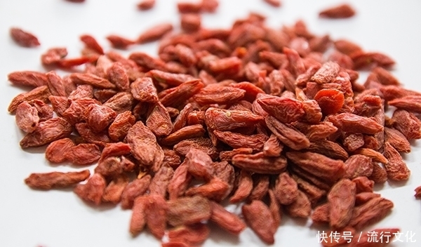 肝好的人,常吃4种食物,排肝毒、降肝火,修复肝细胞