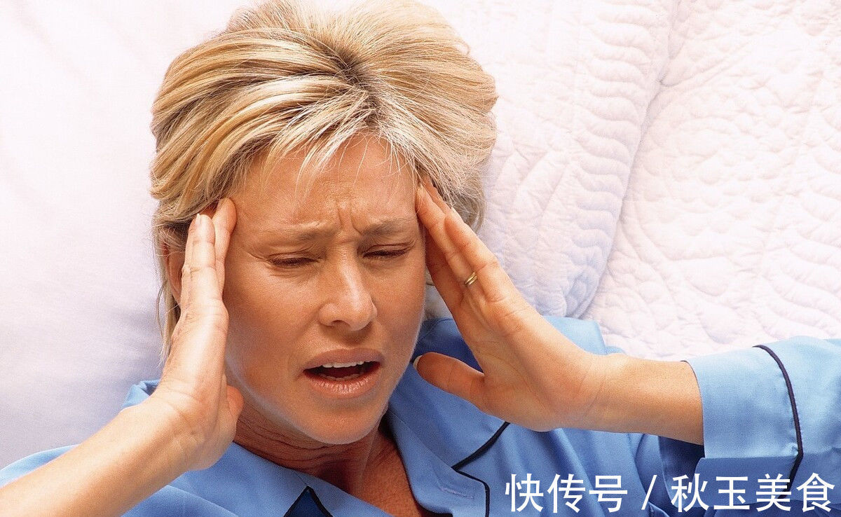 女性|为何上年纪的女性容易失眠？或许跟4个原因有关，做好4点来改善