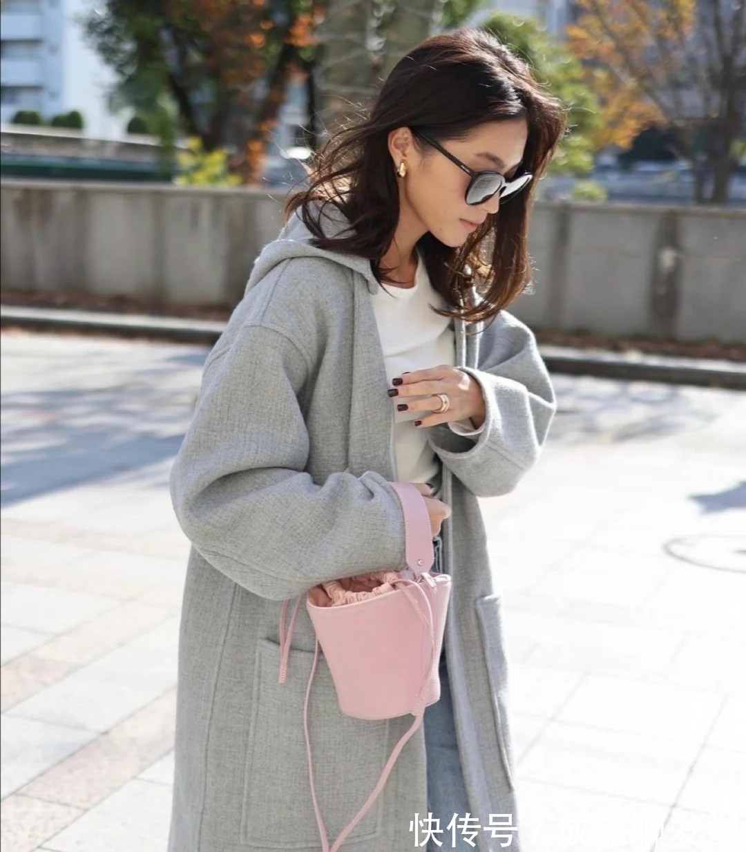 穿搭 40岁左右的女人穿粉色原来这么好看!不做作不装嫩,减龄又洋气