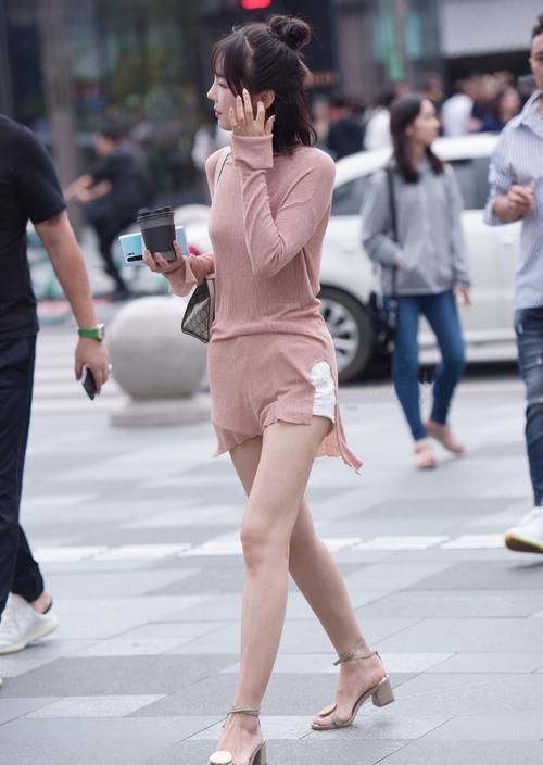 想要打造简约个性风，快试试短裤穿搭，舒适又显气质