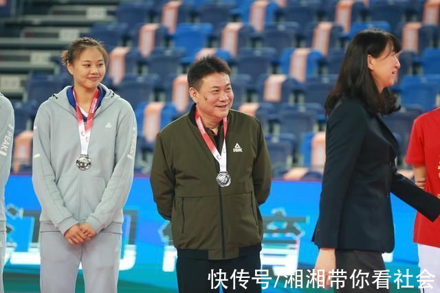 陈忠和|「排球」中国女排新任主教练揭晓，蔡斌时隔12年再度执掌帅印