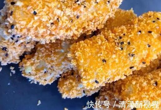 孩子挑食不爱吃香蕉教你网红吃法，健康卫生酥脆香甜孩子抢着吃