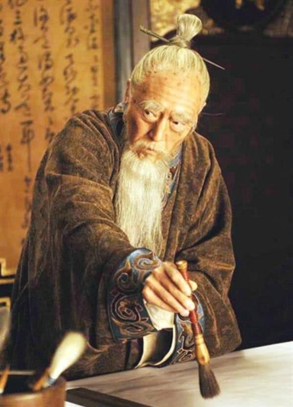 题匾|小店请奸臣为店铺题匾,奸臣因为多写一笔,造就了500年的老字号