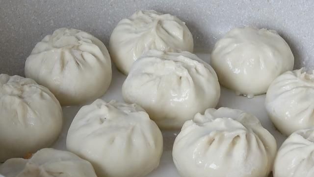 包子这样做，孩子一口气吃了5个，这种调馅方法比肉包子还好吃