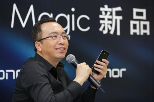 品牌|小米再设独立品牌，手机大厂们为何醉心于子品牌？