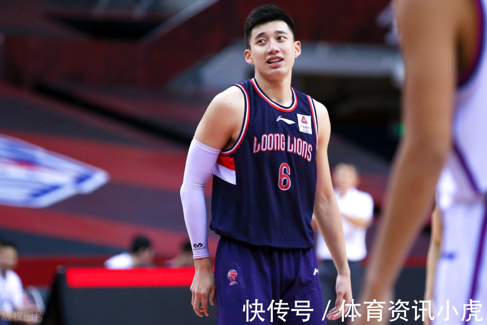 超新星|山东男篮阵容变动!2将已不再跟队训练,19岁超新星加入备战名单