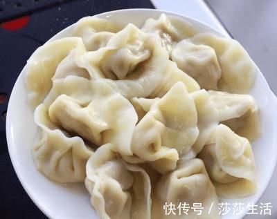 饺子|包萝卜饺子,别直接焯水或杀水,教你简单一招,饺子鲜香,味道好