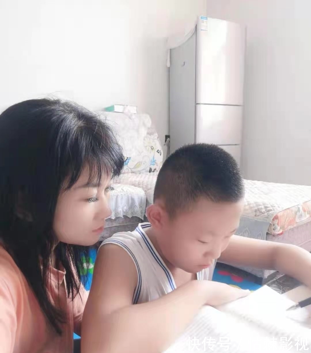 书海|“小书迷”畅游书海假期,点燃阅读兴趣——小店街道李家庄小学