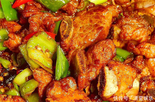 闲来无事，给孩子做的爽口菜，滋溜冒油，简单易学，营养还美味