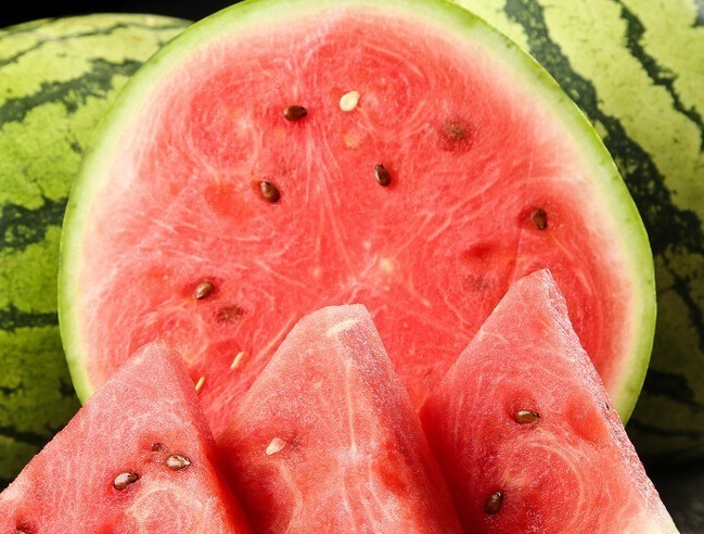 孩子|2种水果是孩子发育的“拦路虎”,60岁院士:长个慢,少给孩子吃