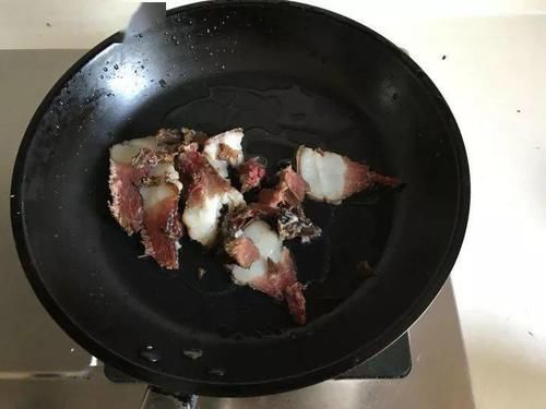 杏鲍菇别只烧着吃了，试试这新方法，更香更好吃！