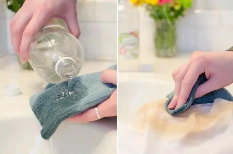 衣服|衣服发黄,别用漂白剂了,试试水里加点它,比新买的还干净