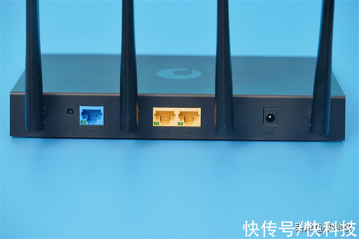 路由器|仅98元！蒲公英X3A路由器图赏：可内网穿透、远程开关机