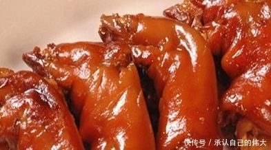 酱猪蹄怎么做才美味?学会这个做法,只需3味料,猪蹄又香又入味