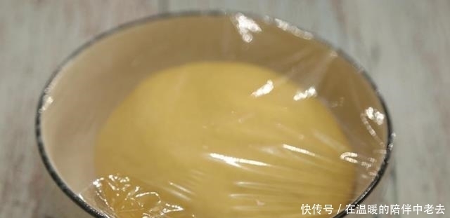 做玉米面馒头,牢记1个窍门,馒头香软不粗糙,比白面馒头更好吃