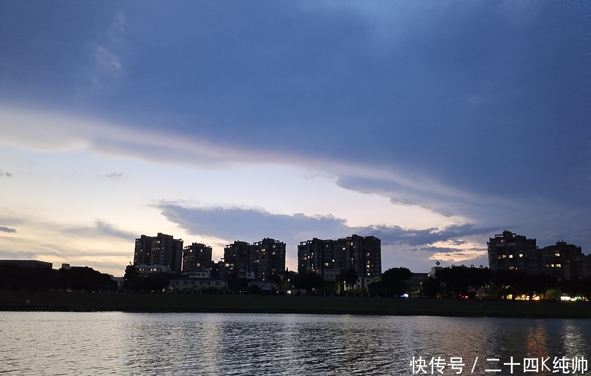 垂钓|在夏季垂钓开饵是关键点,关键点就在于饵料的状态,来了解下吧