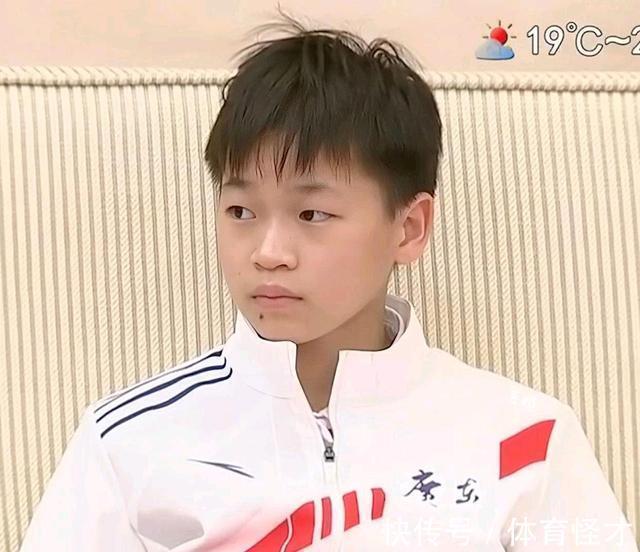 红姐|双手叠放不太自然!全红婵见书记有些放不开,红姐的经历有些少