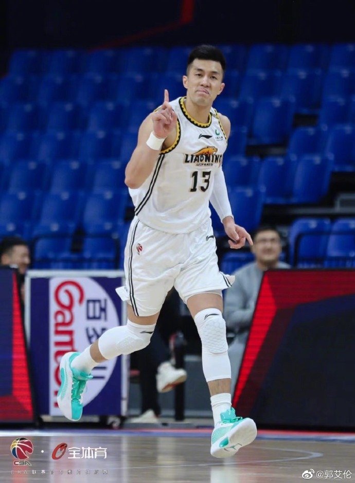 遼寧男籃|郭艾倫更博：希望2022我們大家都能有真正的快樂