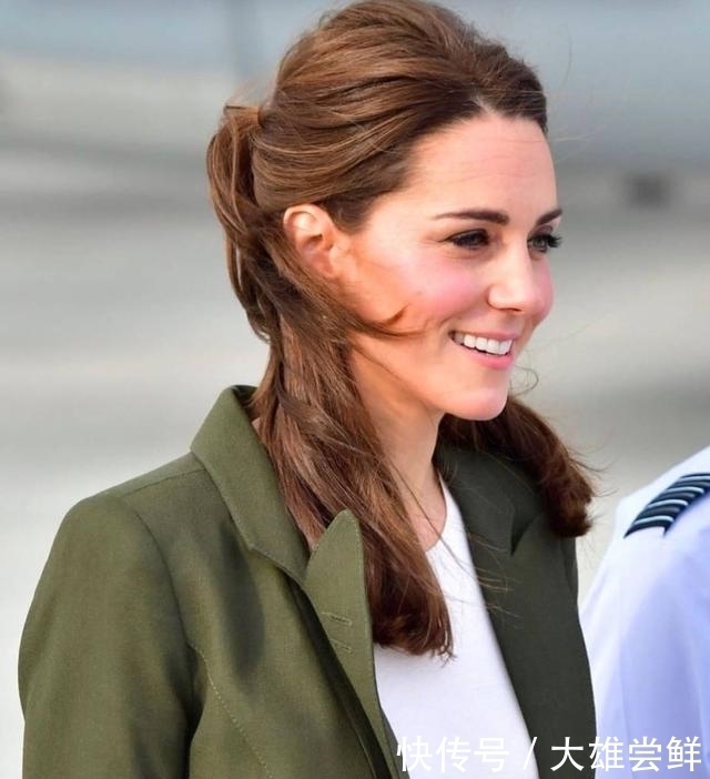 王妃|凯特王妃终于穿阔腿裤,搭配橄榄绿西装气质开挂,换个发型更惊艳