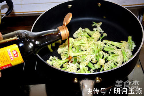 可惜|西红柿的黄金搭档不是鸡蛋，和它一起吃，营养更高，不懂可惜