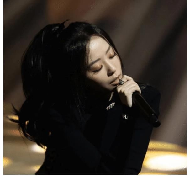 音综|《中国潮音》还没开播，黄子韬就宣布退出，张靓颖成为“接盘侠”