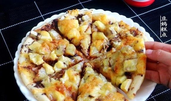 面饼|孩子爱吃的，2款简易披萨，几分钟做一个，比买的放心