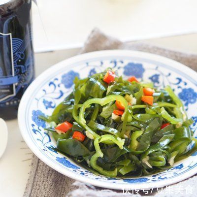 凉拌海带苗健康营养、不油不腻，一家人晚饭吃真舒服