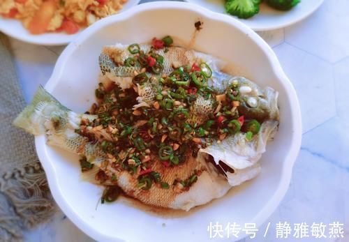 一条鱼|和儿子的晚餐一条鱼加两个菜,花不到35元,妈妈式的菜谱吃得放心