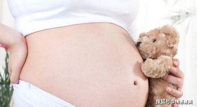 孕妈|孕妈身体出现这种感觉，是胎宝开始猛长了，需要及时预防妊娠纹