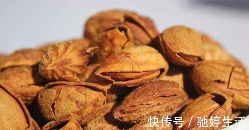 营养物质|每天早餐一小把坚果,通便保护心血管,但性价比最高的不是山核桃