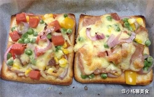 胡萝卜粒|营养早餐：1块吐司1把蔬菜，自制成披萨，营养丰富做法简单