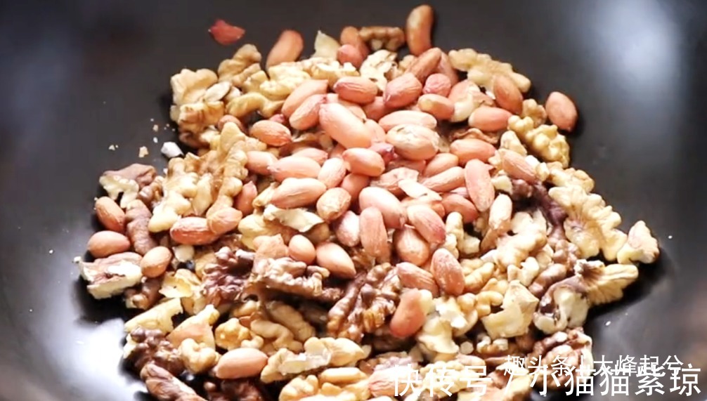 黑芝麻糊,想吃不用买,做法简单,营养美味,给孩子当早餐最好了