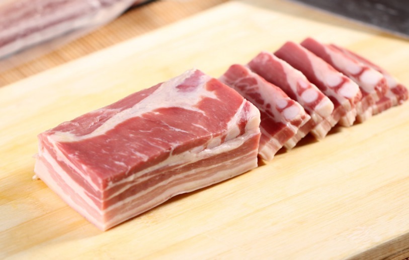 五花肉最好吃的4种做法，香味浓郁，好吃下饭，教您做法！