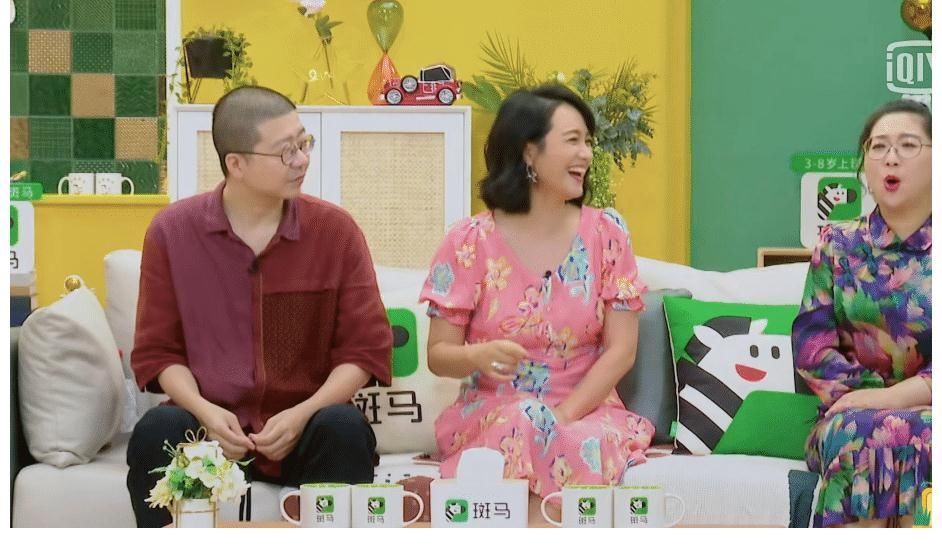 宋妍霏父母瞧不上杨迪?不做饭仅用咸菜款待,富人眼里明星不算啥