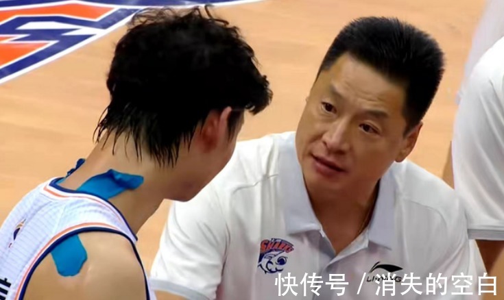李春江|上海男篮遭遇打击 超级外援拒绝归队 李春江困局