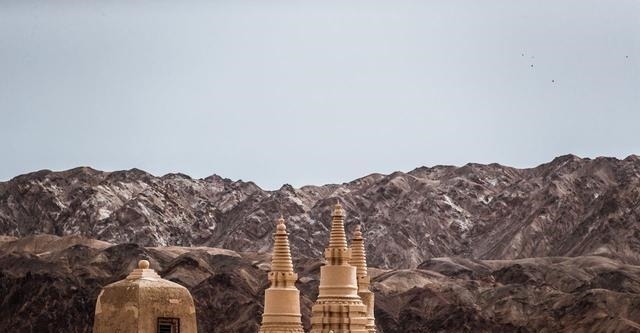 世界最大的石窟,舍掉高级称号,却引来更多游客