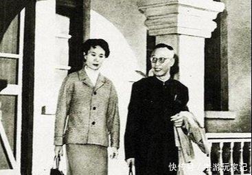 溥仪|溥仪61岁死于尿毒症,临终前久久不肯咽气,遗言让在场人叹息