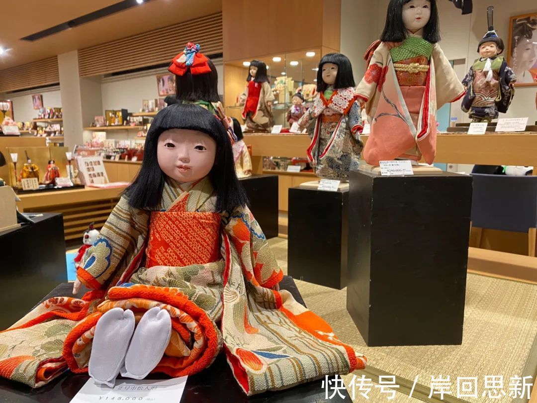 从零开始的异世界生活|不要衣服更便宜的动漫手办:你喜欢纸片人,还是工匠精神的产物?