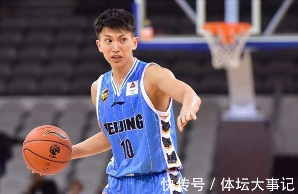 北京队|续约了!北京队31岁悍将留队,场均3.4分专心防守,撞伤过威姆斯
