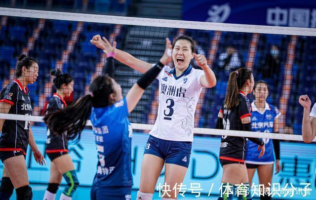深圳|女排得分王出雙黃蛋！外援關(guān)鍵分?jǐn)r網(wǎng)完勝，郎平助教掛帥深圳立功