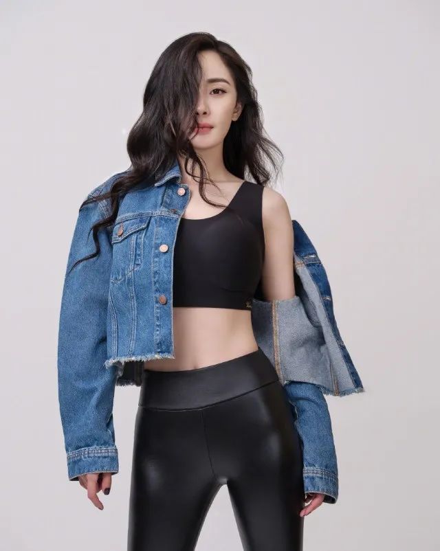 女星|杨幂为“漫画腰”道歉,撕开了女明星身材炒作的遮羞布