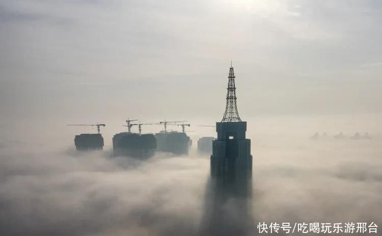 平流雾|美如仙境！邢台城市上空现平流雾景观