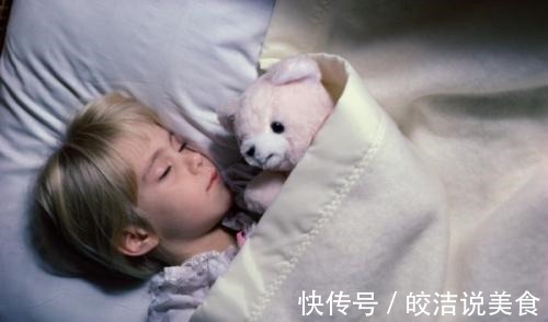 厕所|“爸爸晚上打我妈,妈妈疼得直叫”孩子天真的话,让大人无地自容