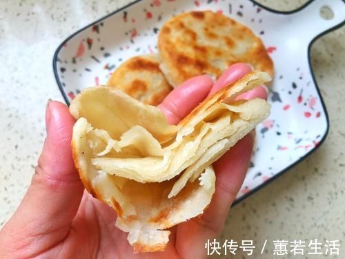 我家最爱的早餐,不发面不烫面,和点面就能做,吃着又软又香