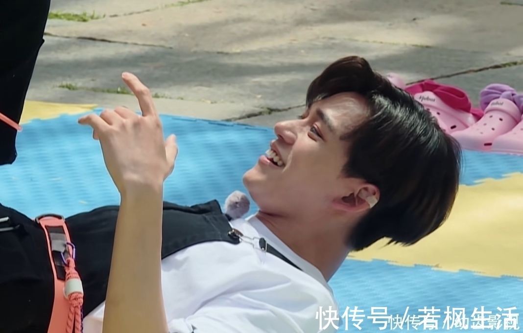 奔跑吧9:郑恺表示已经放下了程晓玥,跟苗苗闪婚的原因很现实