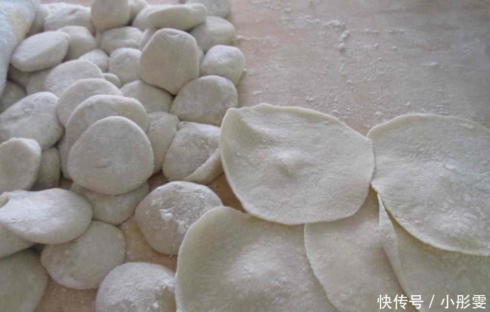 肉馅|这菜最适合夏天, 清热润肺, 用它包饺子比肉馅香百倍, 一咬满嘴汁